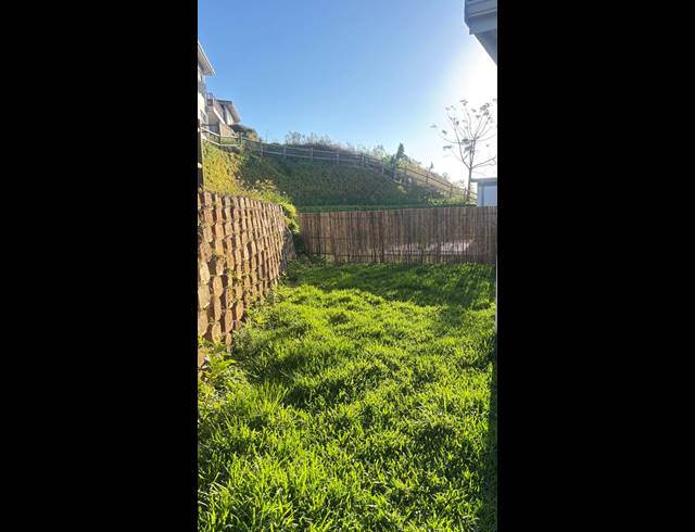 3 BEDROOM TOWNHOUSE FOR SALE IN PALM LAKES ESTATE